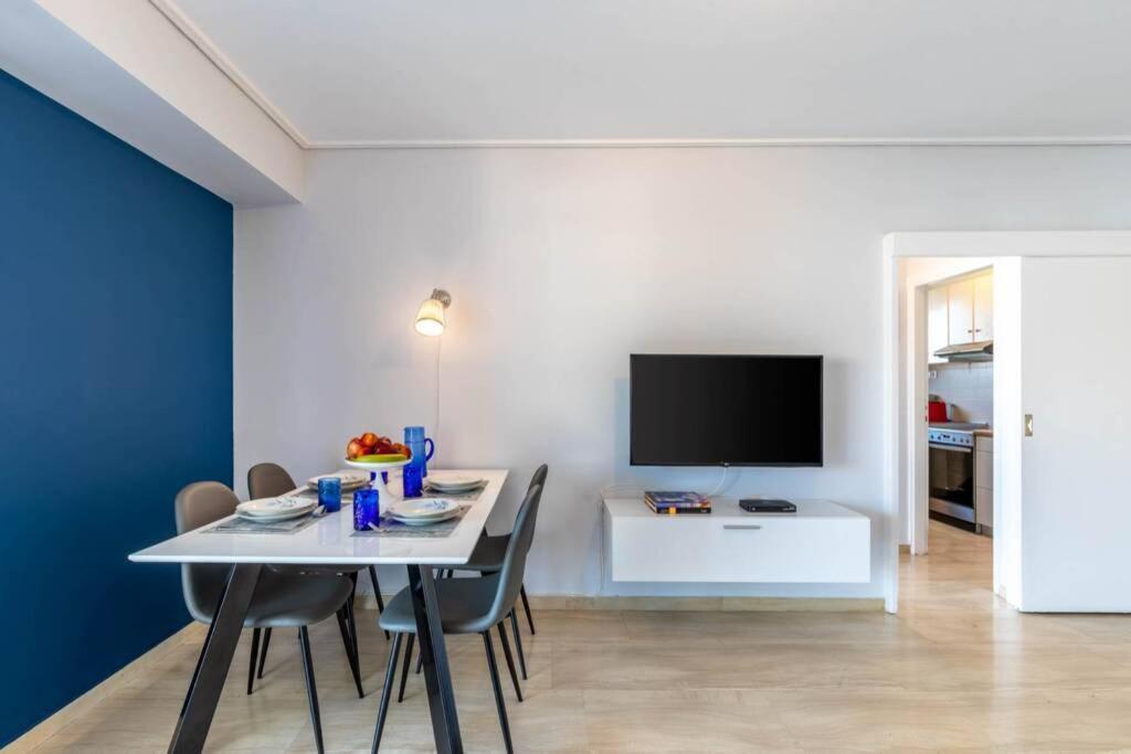 Four Seasons Sea View Apartment Atina Dış mekan fotoğraf